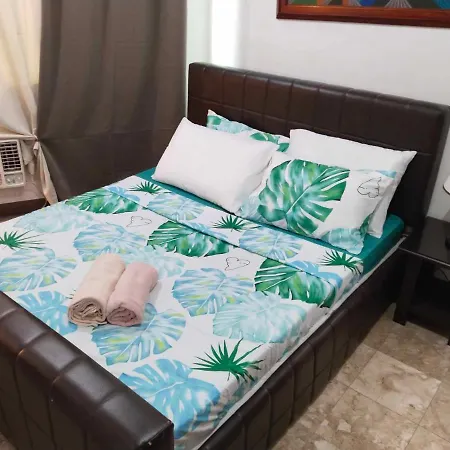 Big 1 Bedroom Condo Beside De La Salle Taft