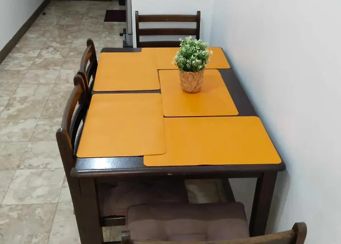 Big 1 Bedroom Beside De La Salle Taft